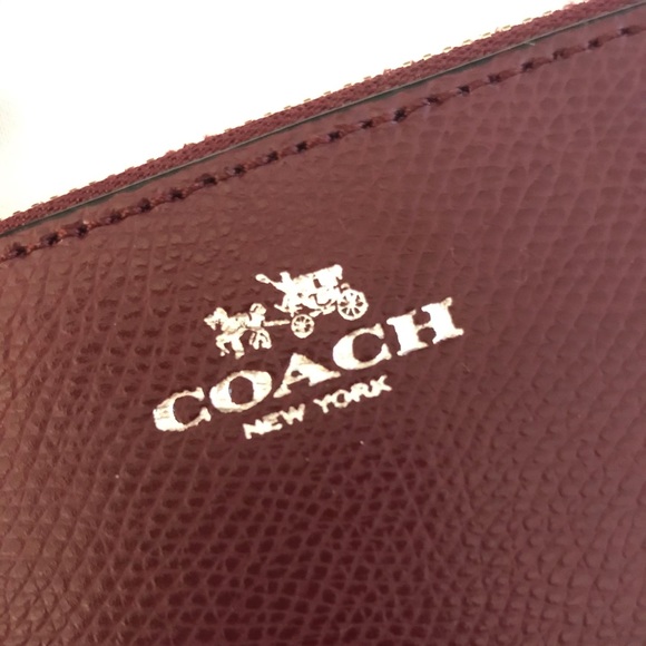 Coach burgundy wristlet - Picture 2 of 5